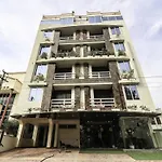 Oyo 28722 The Prince Hotel