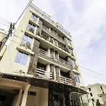 Oyo 28722 The Prince Hotel