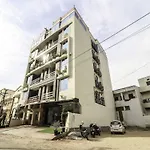 Oyo 28722 The Prince Hotel