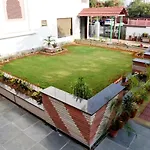 Hotel Triveni Residency