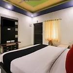 Oyo 6893 Hotel Airport View