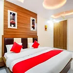 Oyo 67616 Hotel Classico Inn