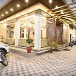 Hotel S K Grand