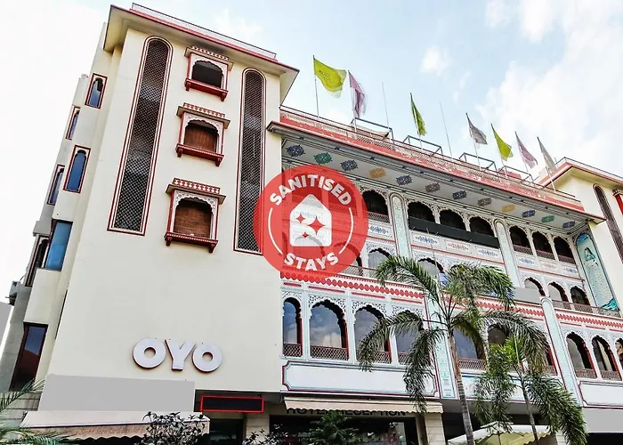 Hotel Arco Palace