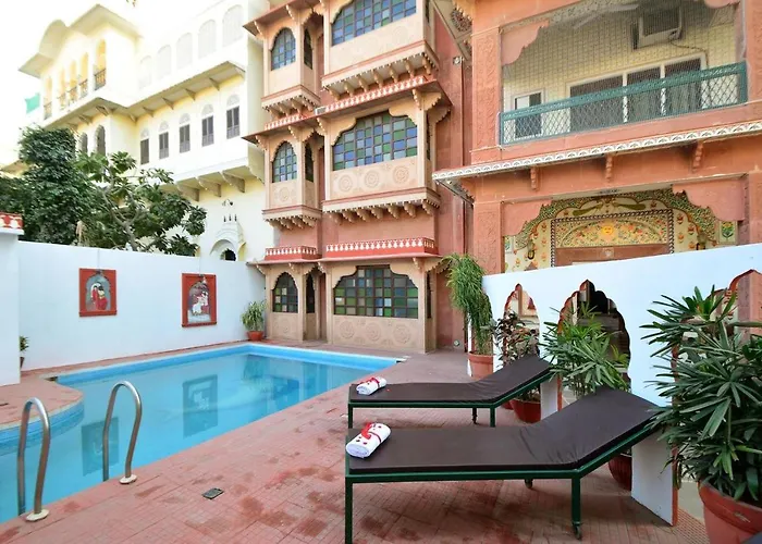 Hotel Mahal Khandela