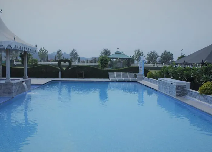 Amrit Van Resort