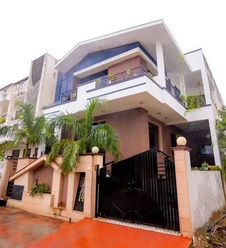Luxaura 3Bhk Pvt Loft