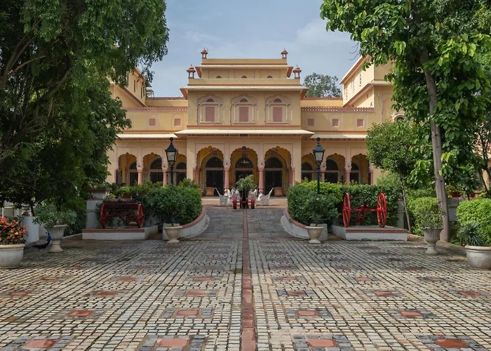 Hotel Narain Niwas Palace