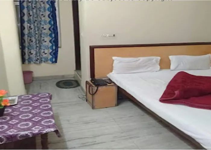 Pop Hotel K Kalpana Railway Station