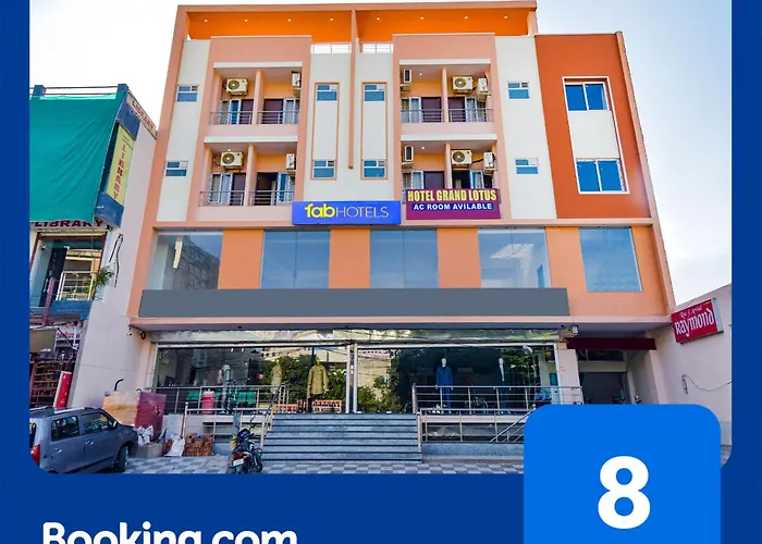 Fabhotel Grand Lotus