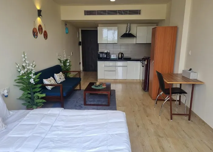 Cabana By The Golden Leaf