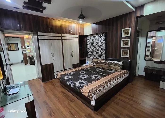 Centrally Located 2 Bhk Private Flat