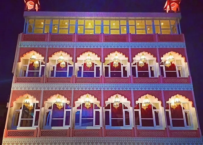 Hotel Pink Palace