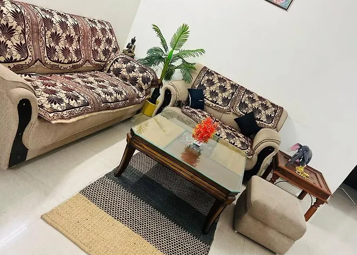 Spacious Homestay In Heart Of The City