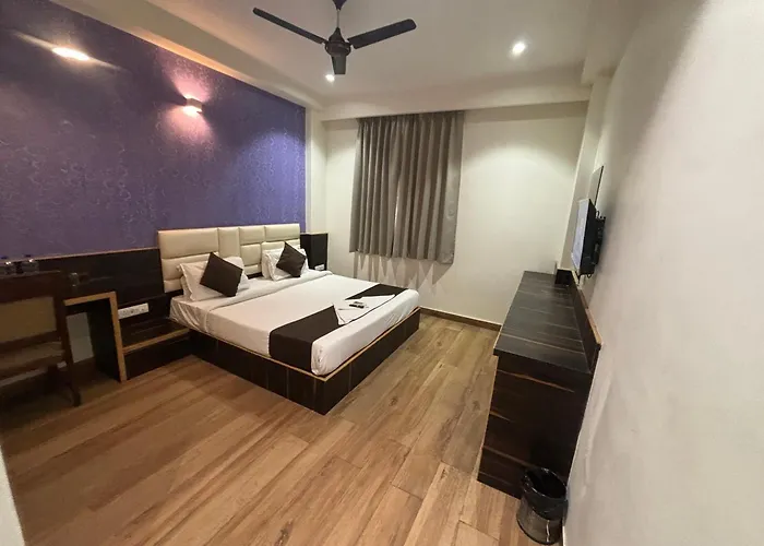 Hotel Karma Inn
