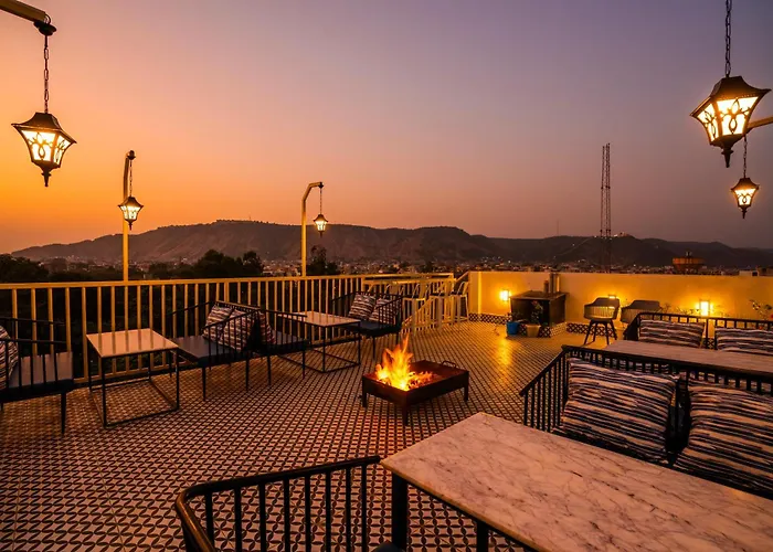 Shalom Backpackers Jaipur