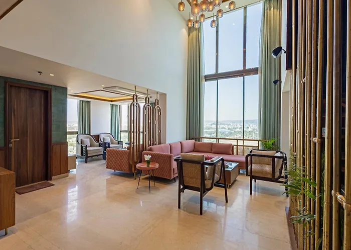 Alaya Stays Manhattan 1804 - 3 Bhk Duplex With Stunning Views, Office & Stylish Bar