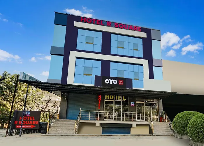 Hotel O R Square