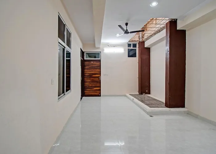 Hotel O Shree Shyam Palace