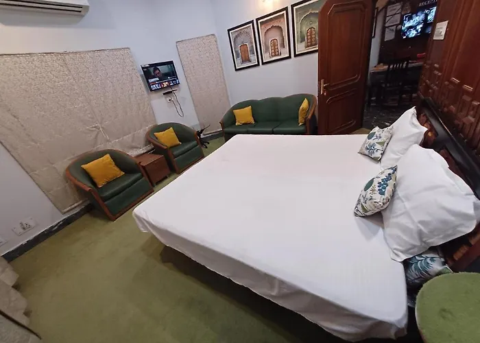 Hotel Natraj Palace