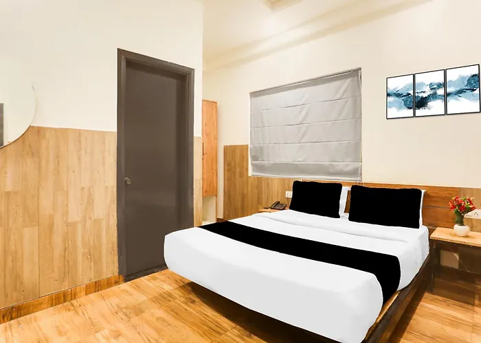 Super Townhouse Jagatpura Railway Station Formerly Hotel Buddhi