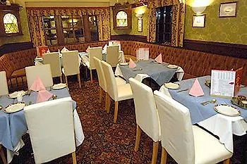 Fabhotel Polovictory Palace
