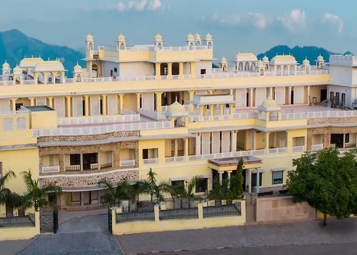 Grand Uniara A Heritage Hotel