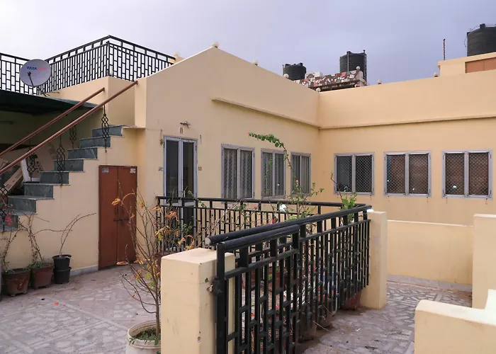 Boby Home Stay \