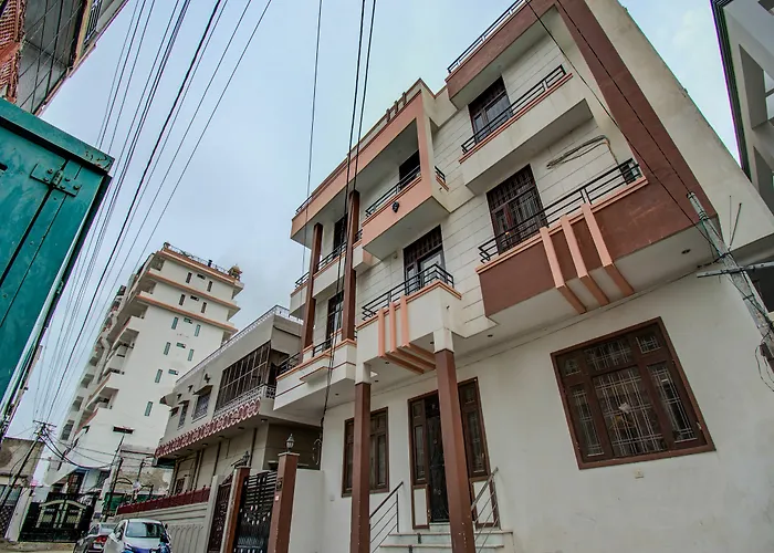 Oyo 15892 Friends Residency