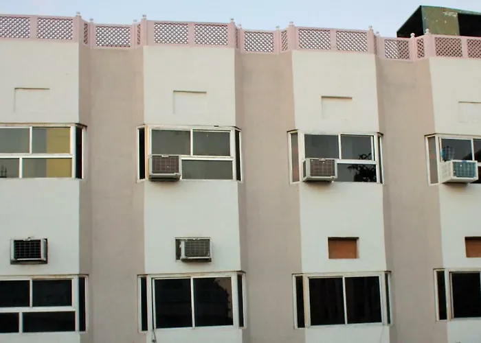 Oyo 3446 Hotel Sanjary Palace