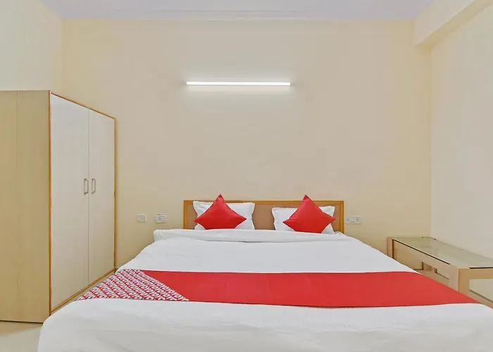 Oyo 61038 Kesar Mairrage Garden And Guest House