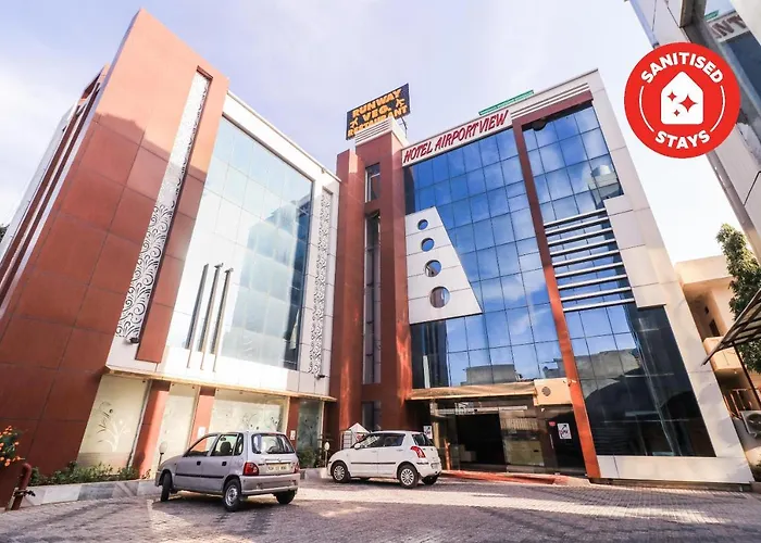 Oyo 6893 Hotel Airport View