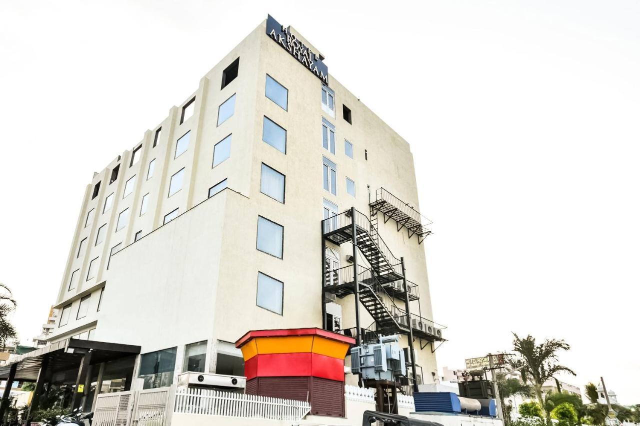 Townhouse 652 Royal Akshayam Hotel