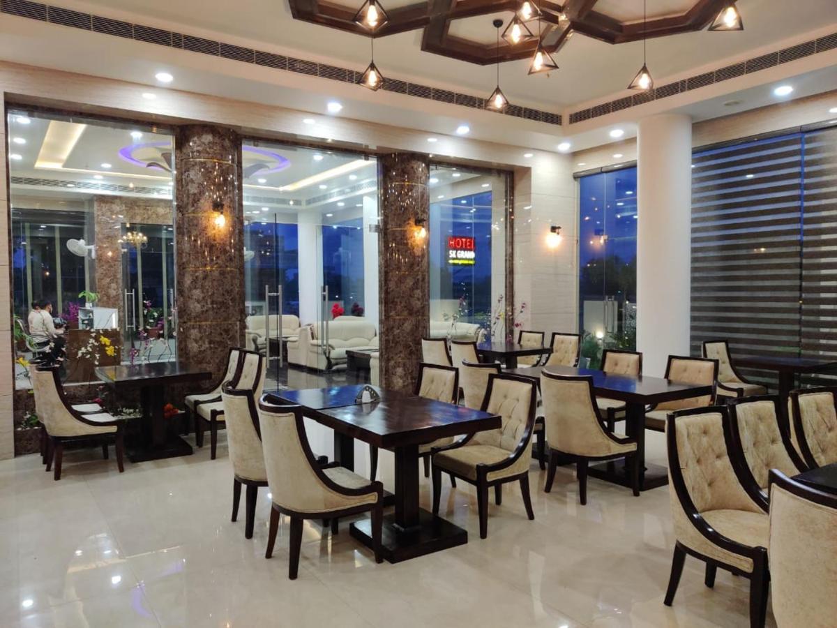 Hotel S K Grand Jaipur