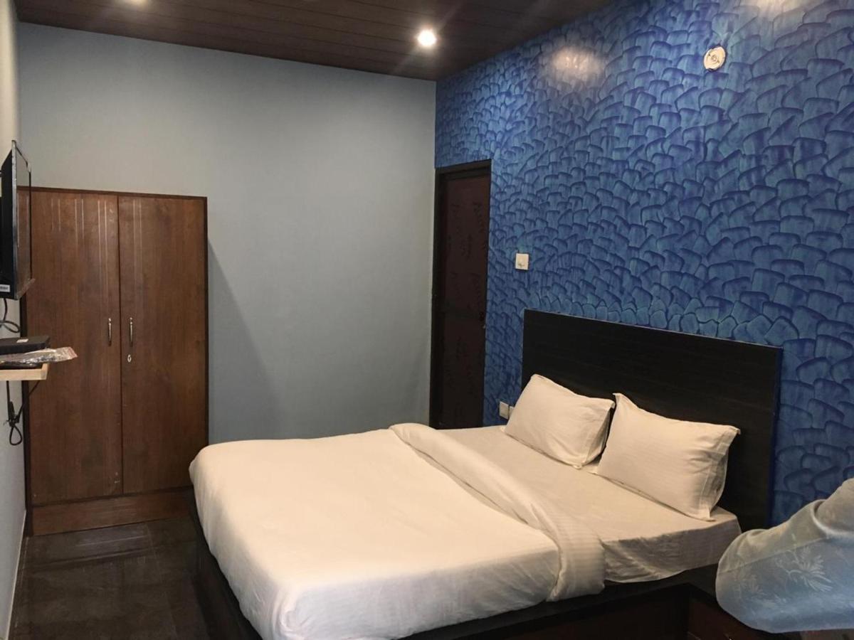 Rama Hotel 3*