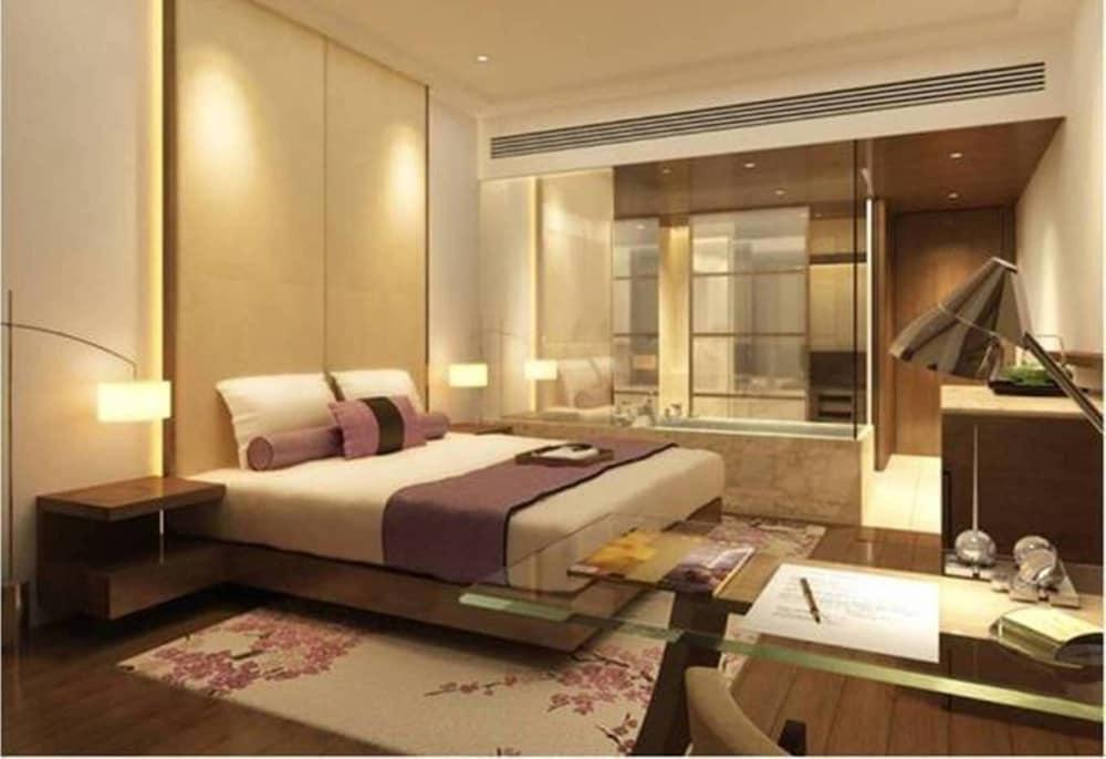 Royal Orchid Jaipur, Bani Park Hotel