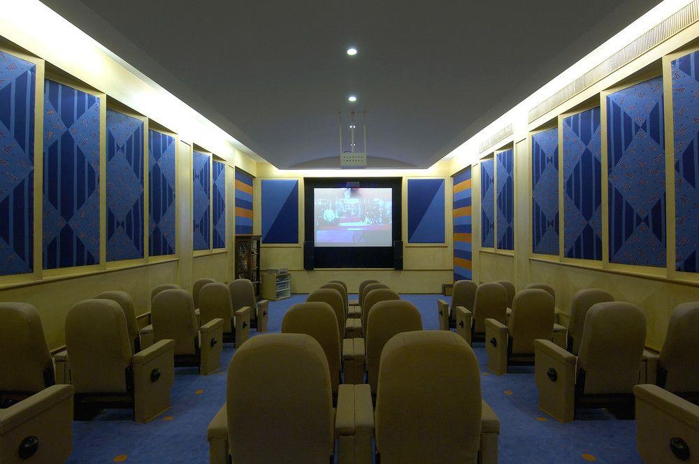 Le Meridien & Hotel Jaipur