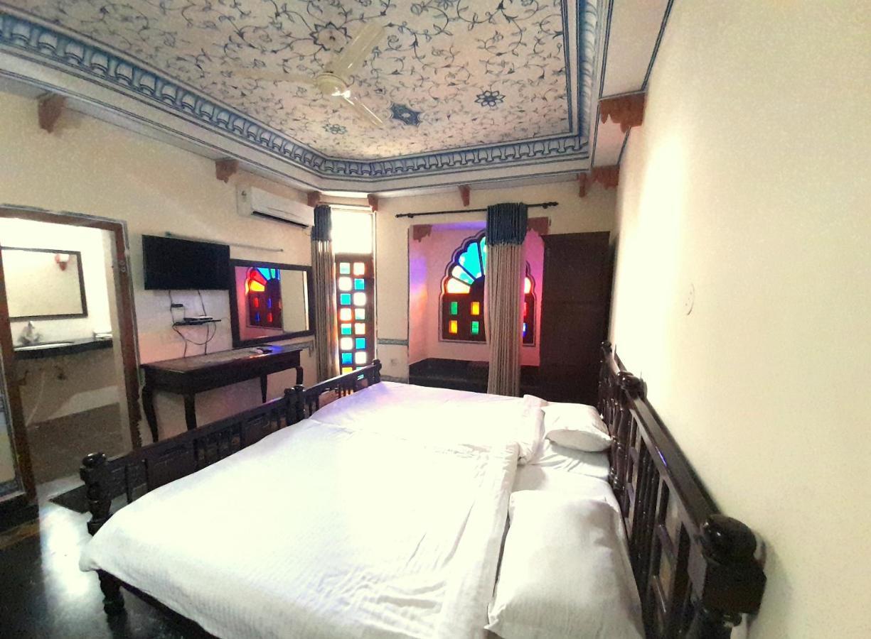 Sajjan Niwas Hotel 3*