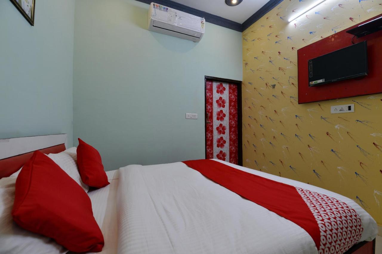 Oyo 12505 Mj 3* Jaipur
