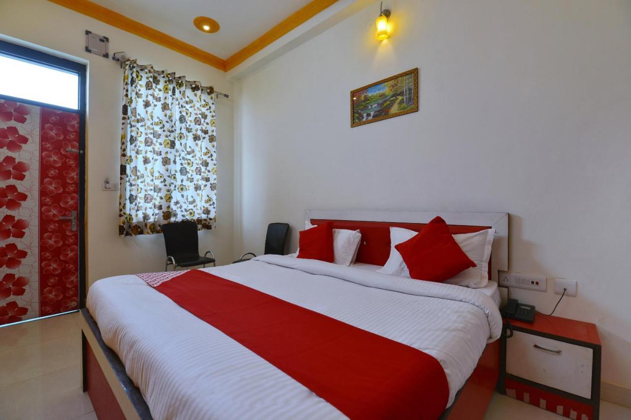 Oyo 12505 Mj Jaipur