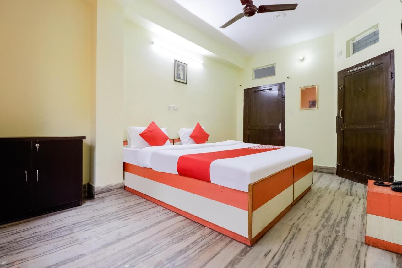 Aapnni Hotel Guest house 3*