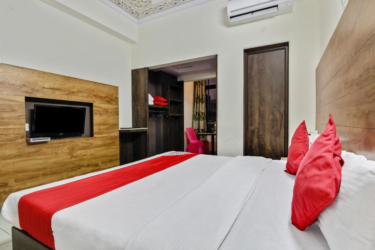 Arco Palace Hotel 3*