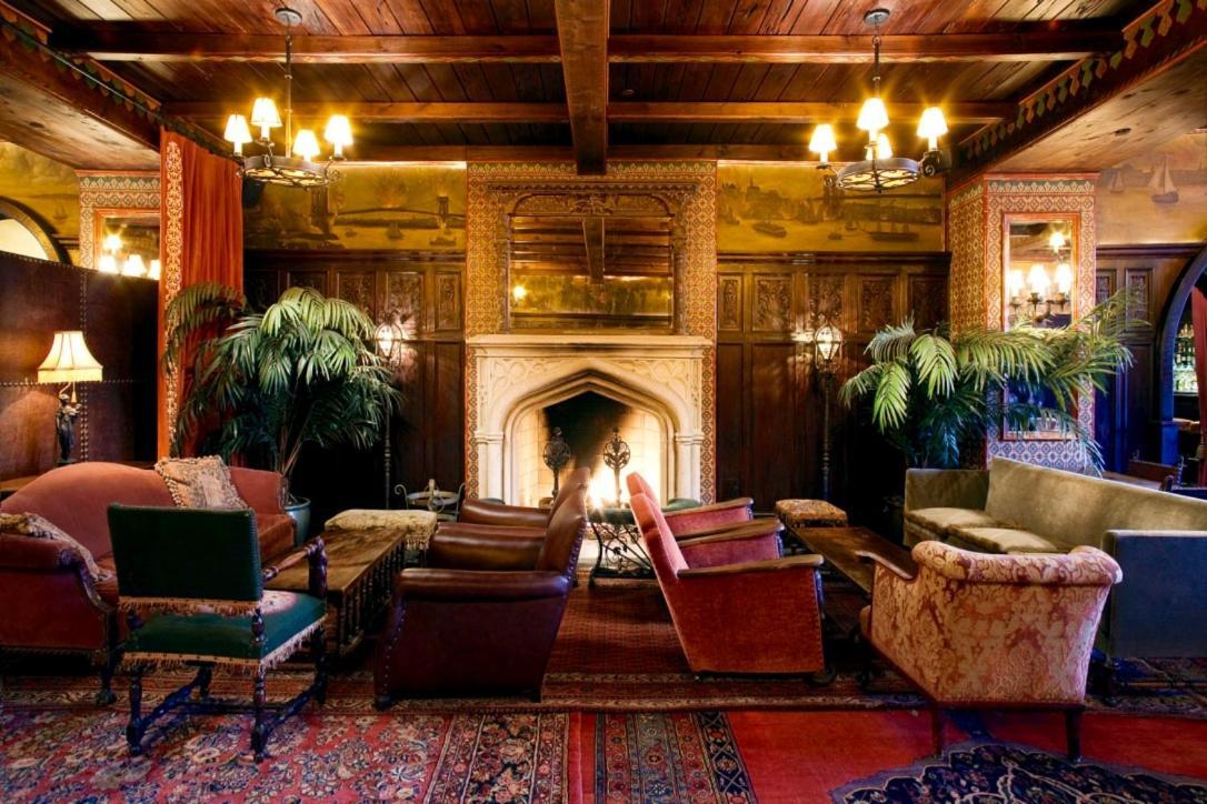 The Hotel 3*
