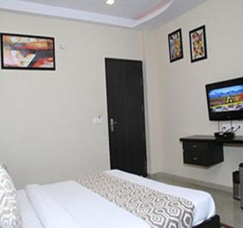 Royal View Hotel 3*
