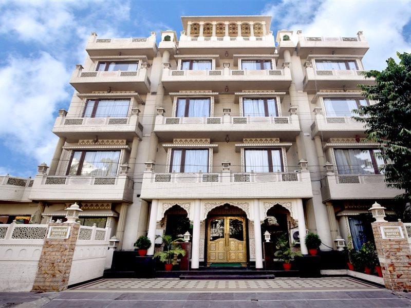 Nahargarh Haveli-near Train Station Metro Hotel Jaipur