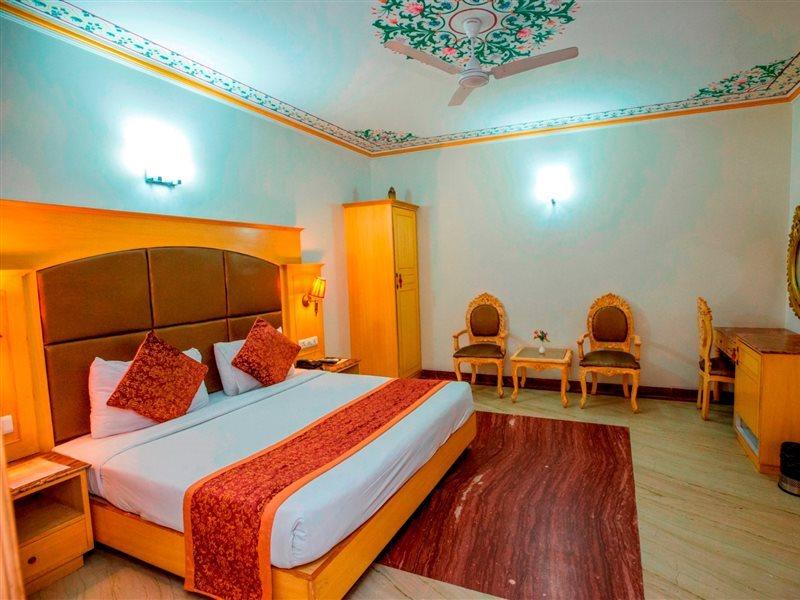 Nahargarh Haveli-near Train Station Metro Hotel Jaipur