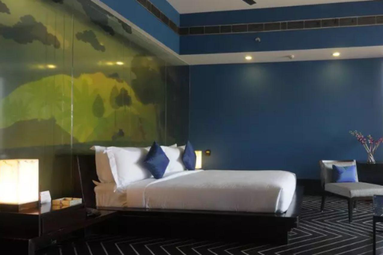 Taj Devi Ratn & Spa, Resort