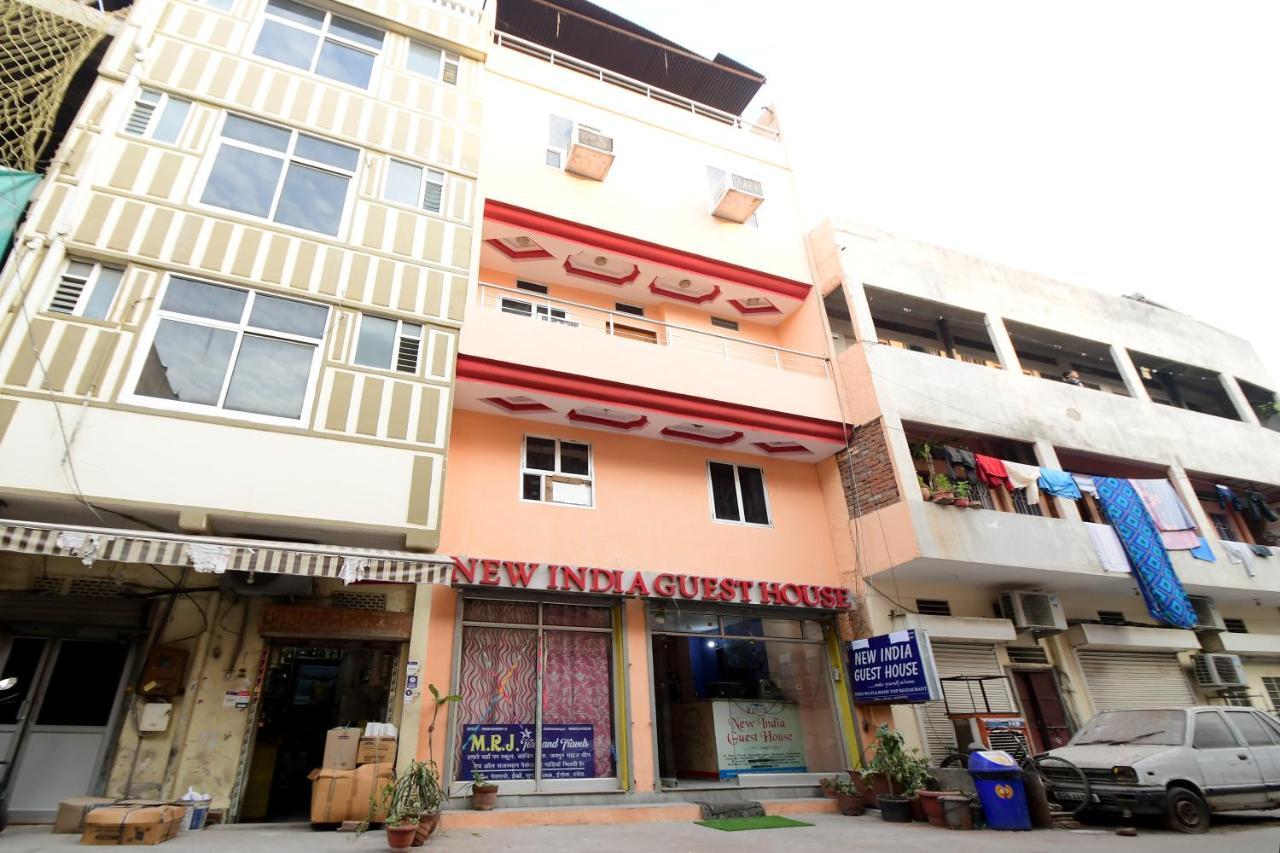 Hotel New India 3*