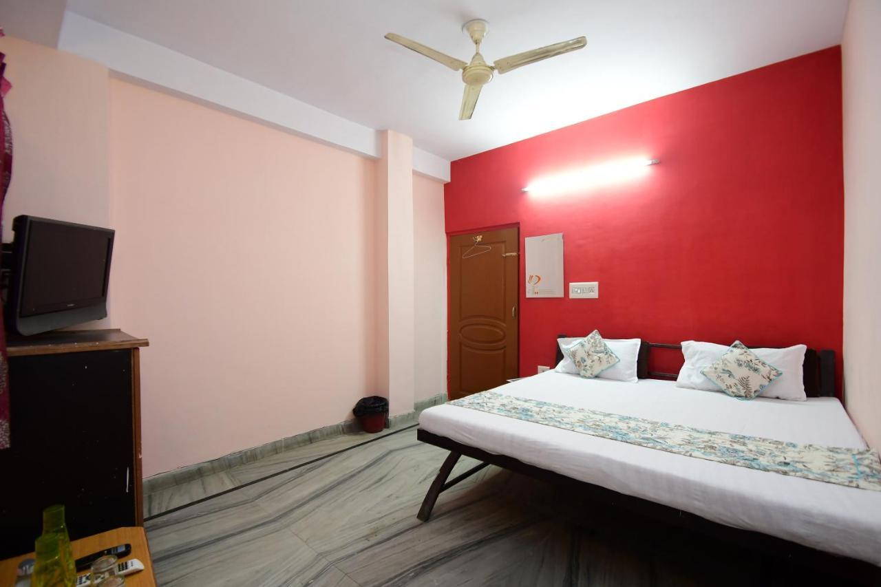 New India Hotel 3*