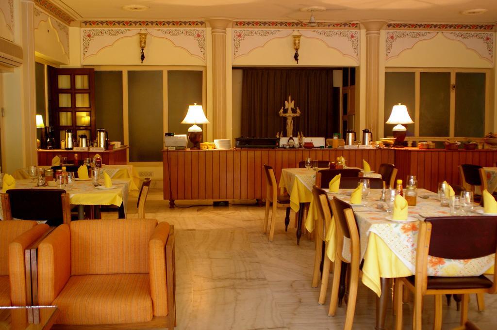 Meghniwas Hotel 3*